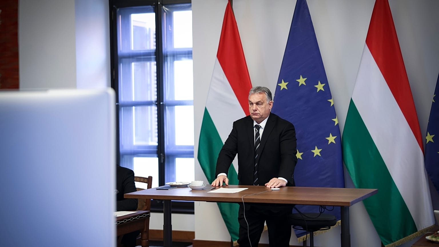 Orbán Viktor kormányfő az e heti uniós csúcstalálkozót előkészítő videókonferencián vesz részt Budapesten, a Karmelita kolostorban  