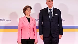 Κατρίν Κολονά, Νίκος Δένδιας