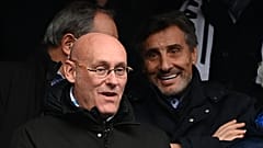 Archives : Bernard Laporte et Mohed Altrad au stade de France, lors du match France-Italie le 6 février 2022 