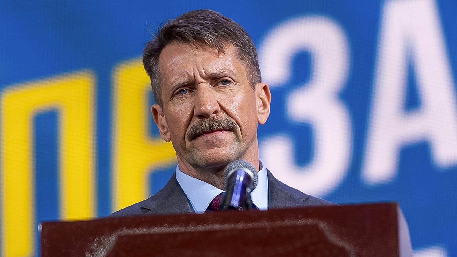 Viktor But a "liberális demokraták" moszkvai pártkongresszusán