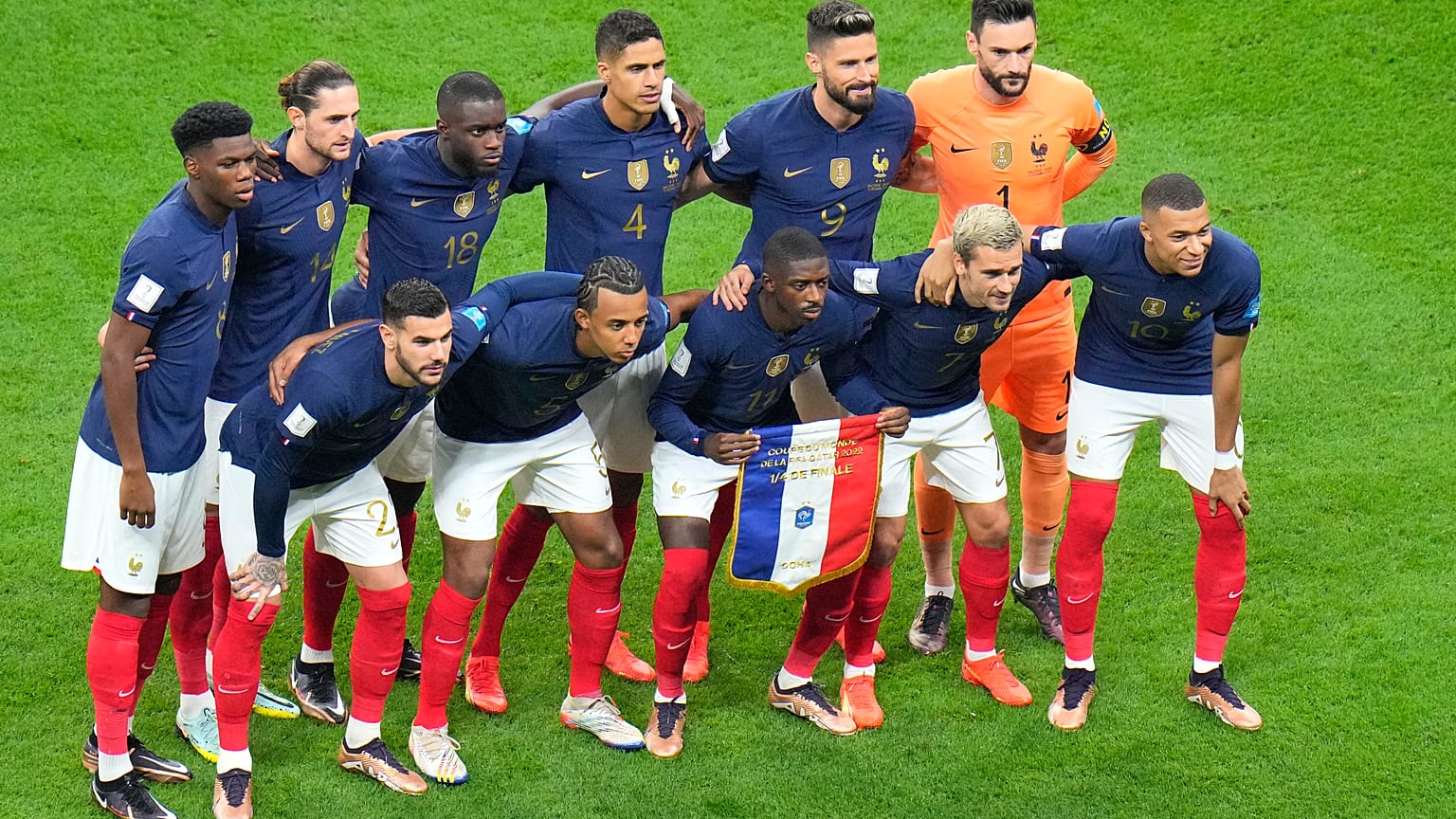 لاعبو المنتخب الفرنسي 
