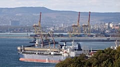 Уход от российской энергетической зависимости стал часть глобальной политики Евросоюза в рамках проекта REPowerEU (на фото: нефтяной танкер в порту Новороссийска)