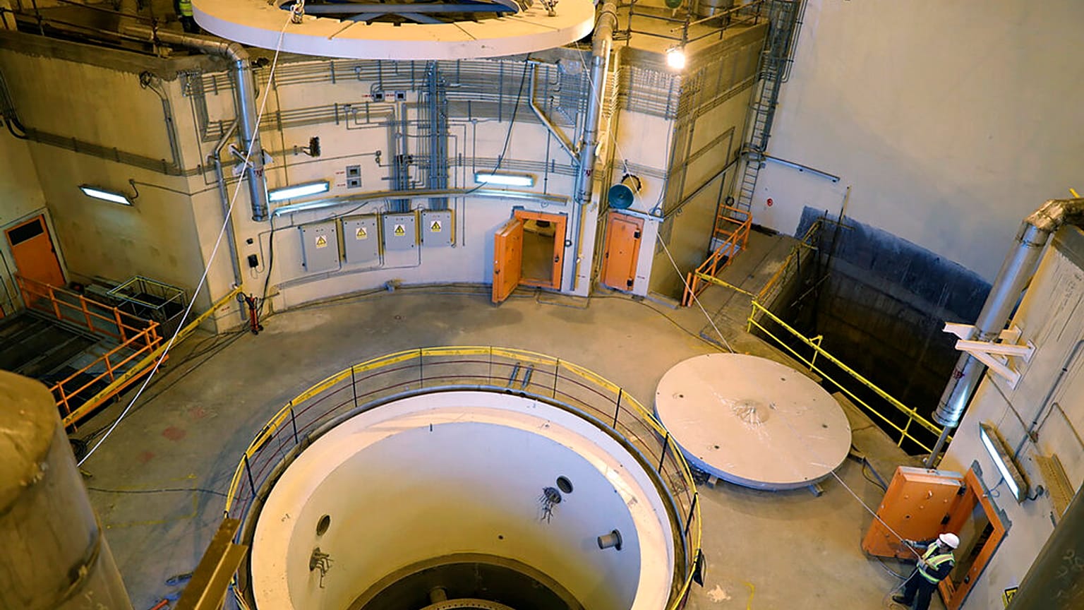 El circuito secundario del reactor de agua pesada de Arak, cerca de Arak, a 250 kilómetros (150 millas) al suroeste de la capital Teherán, Irán, el 23 de diciembre de 2019.
