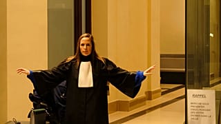 Έρευνα από την ασφάλεια στο δικαστικό μέγαρο των Βρυξελλών όπου ξεκίνησε η προδικαστική διαδικασία για το σκάνδαλο διαφθοράς στο Ευρωκοινοβούλιο