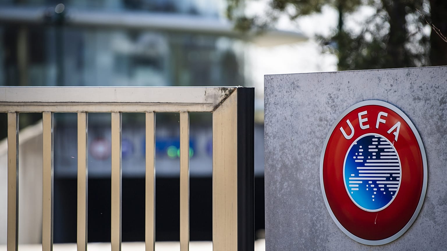 ΤΑ ΓΡΑΦΕΙΑ ΤΗΣ UEFA