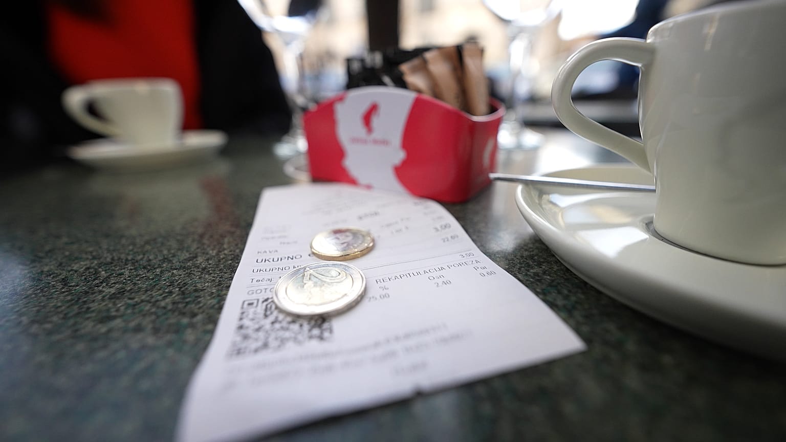 I timori e le speranze dei croati dopo l'ingresso nell'Eurozona