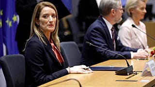 Roberta Metsola, az EP elnöke december 15-én Brüsszelben