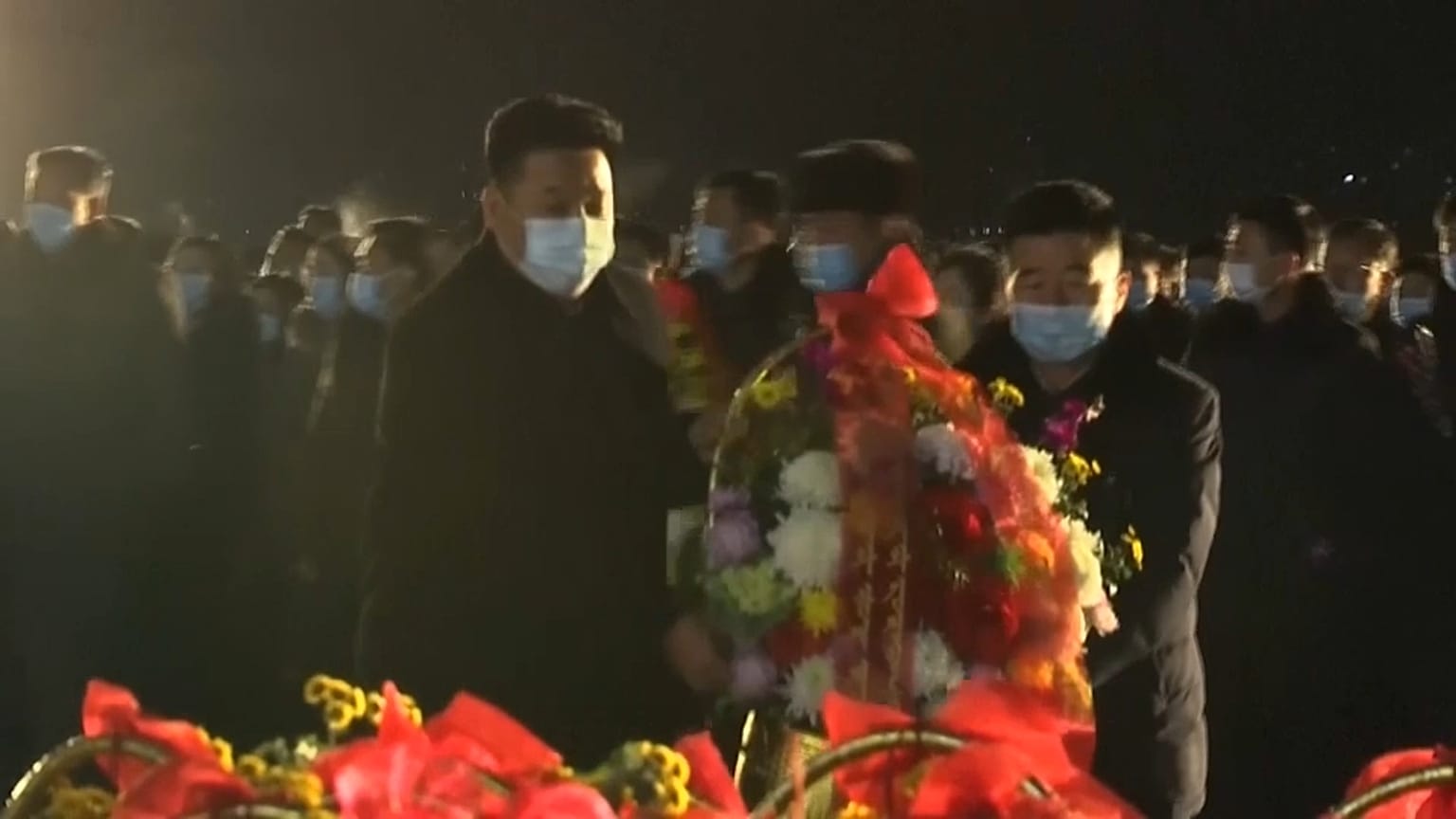 AP. Ofrenda en memoria de Kim Jong Il