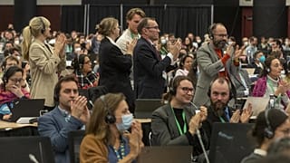 Applaus nach der Einigung auf eine gemeinsame Abschlusserklärung bei der COP15 in Montreal
