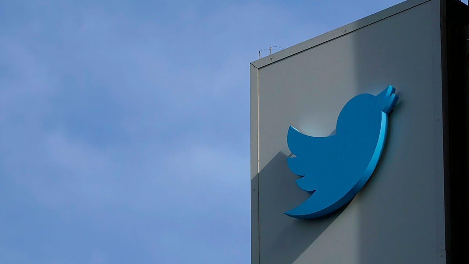 Twitter anketine katılanların yarısından fazlası Musk'a 'istifa et' dedi