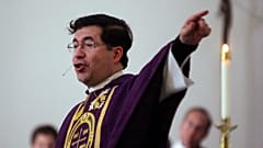 Rahip Frank Pavone