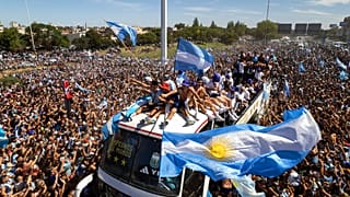 La selección de Argentina, este martes durante su recorrido por Buenos Aires