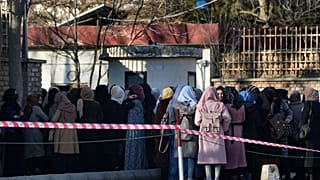 منع ادامه تحصیل دختران در دانشگاه‌های افغانستان توسط طالبان