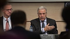 Dimitris Avramopoulos még uniós biztosként Brüsszelben