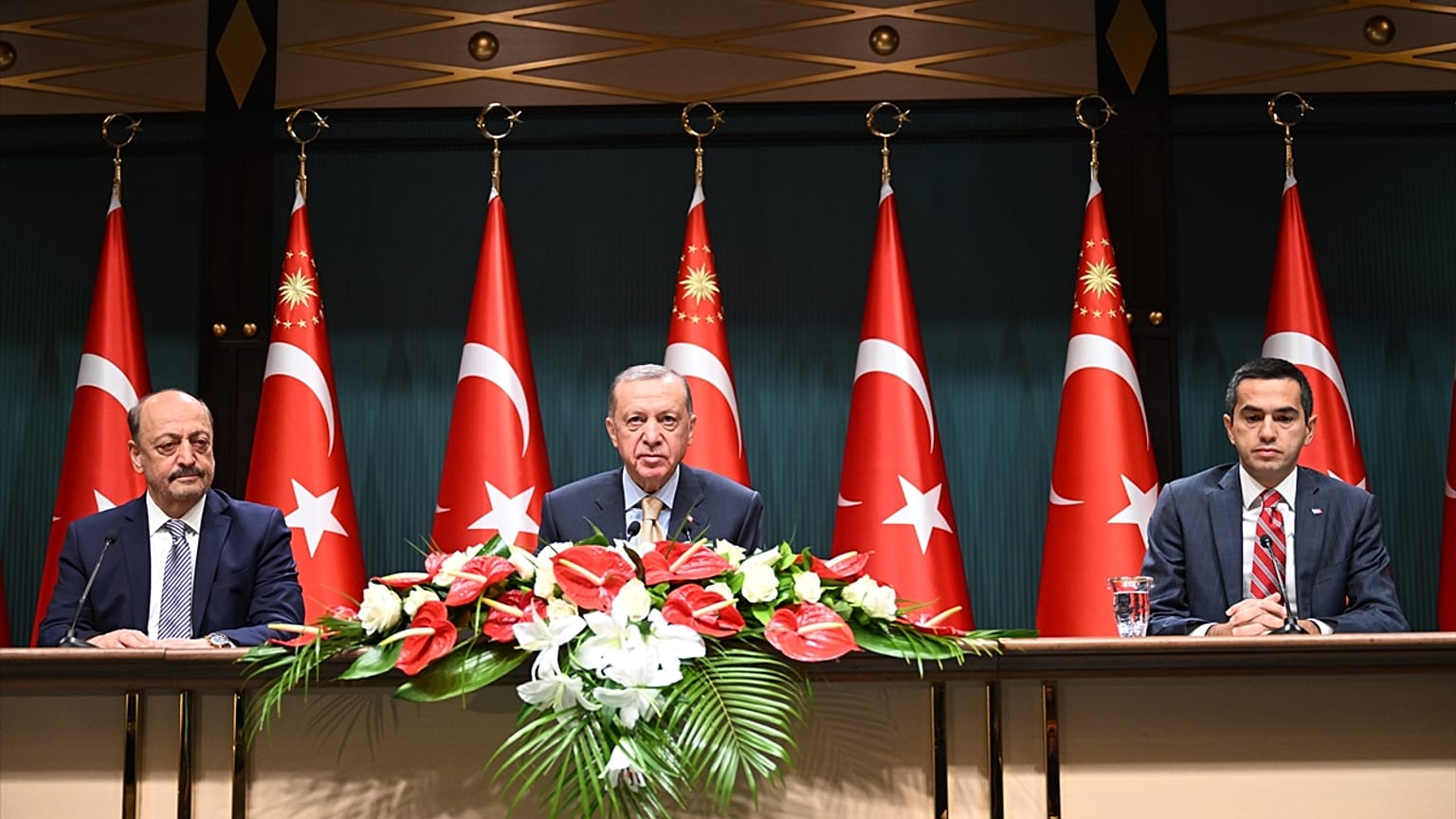 Cumhurbaşkanı Erdoğan, 2023 yılı için asgari ücret rakamını açıkladı