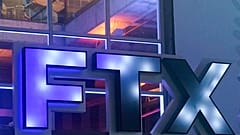 FTX kurucusu Bankman-Fried ABD'de yargılanmak üzere FBI görevlilerince teslim alındı