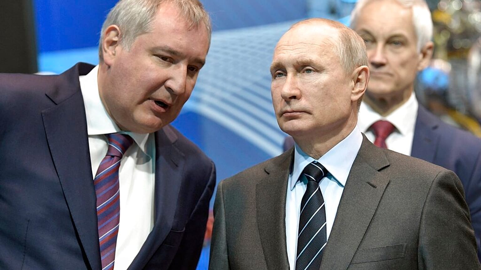 Rusya Uzay Ajansı’nın eski Başkanı Dmitry Rogozin ve Devlet Başkanı Putin 