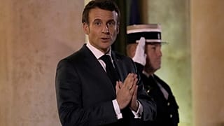 الرئيس الفرنسي إيمانويل ماكرون في قصر الإليزيه في باريس، فرنسا.