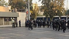 عناصر من قوات الأمن الإيرانية