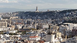 زيادة تدريجية في الأجور في الجزائر