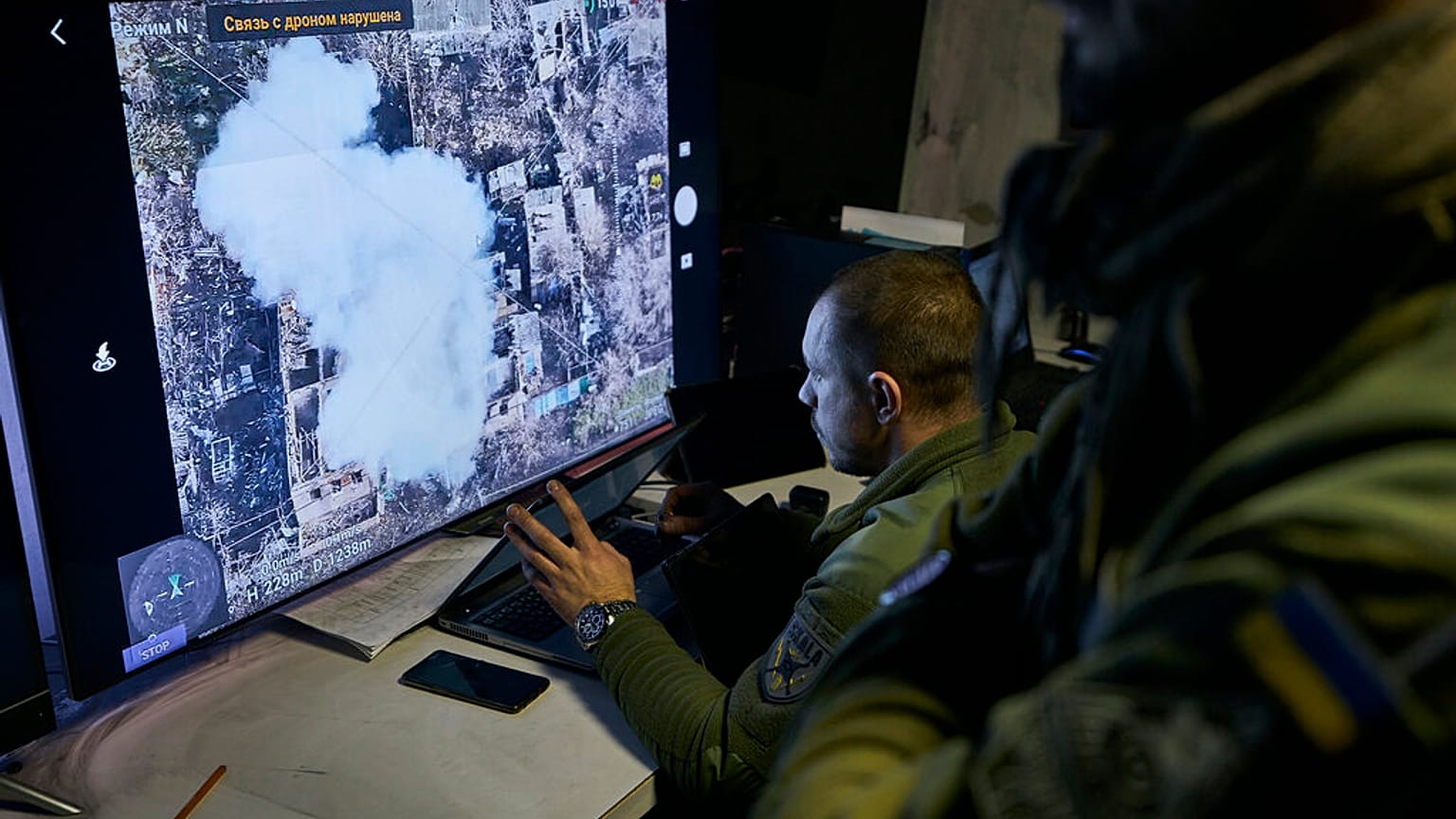 Drone ucraino contro base aerea russa