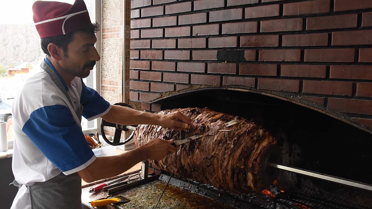 Cağ kebabı 