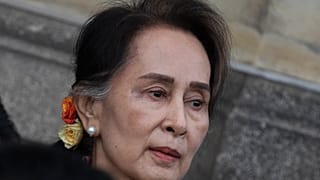 زعيمة ميانمار السابقة  أونغ سان سو كي