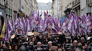 Διαδήλωση Κούρδων και ακτιβιστών στο Παρίσι