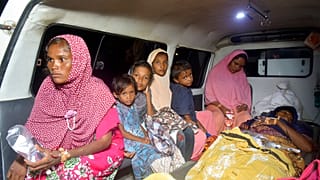 Rohingyas fogem do Bangladesh para a Indonésia