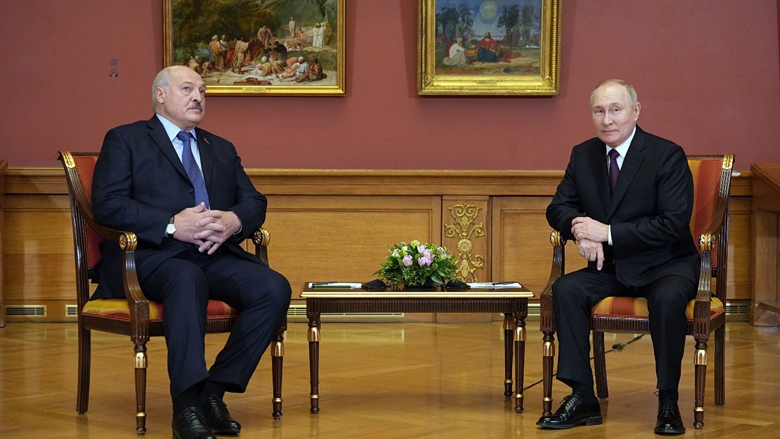 Vladímir Putin con su homólogo bielorruso Lukashenko