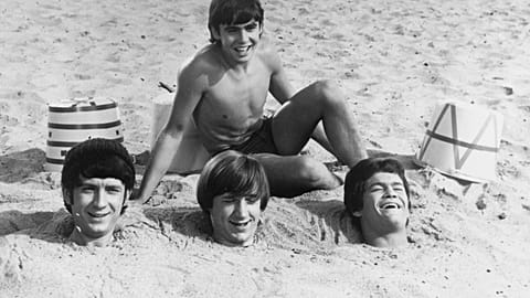 Davy Jones buries his fellow members of The Monkees in 1967