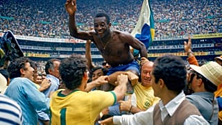 Pelé morre aos 82 anos