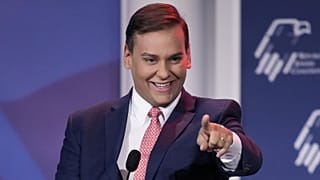 Santos novemberben, egy republikánus zsidó szervezet tanácskozásán