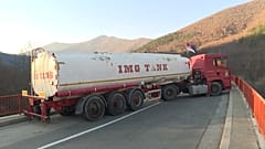 Новые дорожные заграждения на севере Косова
