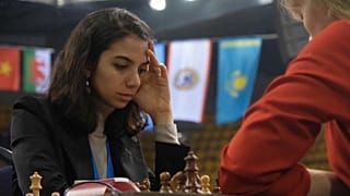 Iraniana Sara Khadem nos Mundiais de partidas rápidas de Xadrês sem o hijab