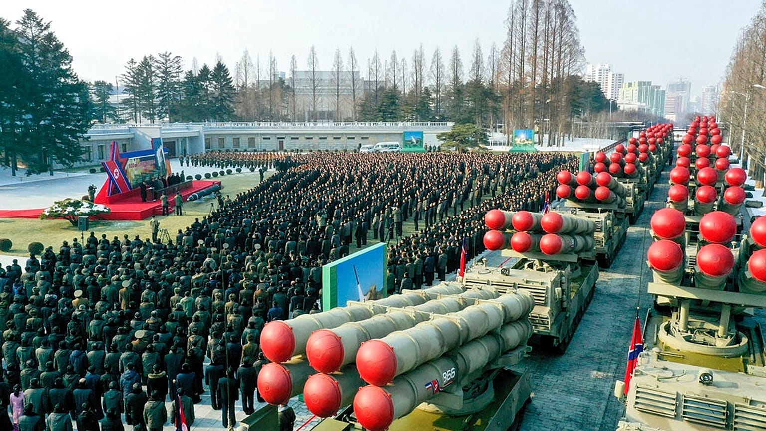 Missili, anche nell'anno nuovo. (Pyongyang, 31.12.2022)