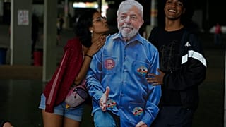 Brazil fiatalok Lula képmásával