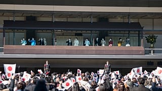 Három éve először üdvözölte alattvalóit a japán császár