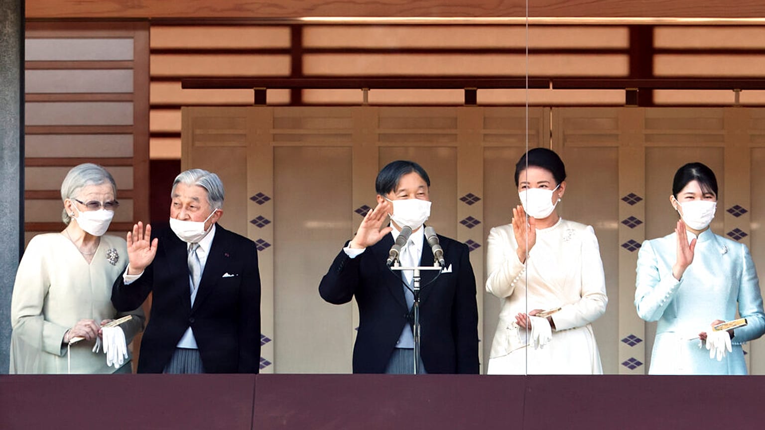 Michiko, Akihito, Naruhito, Masako, Aiko