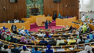 Deputados senegaleses condenados a seis meses de prisão
