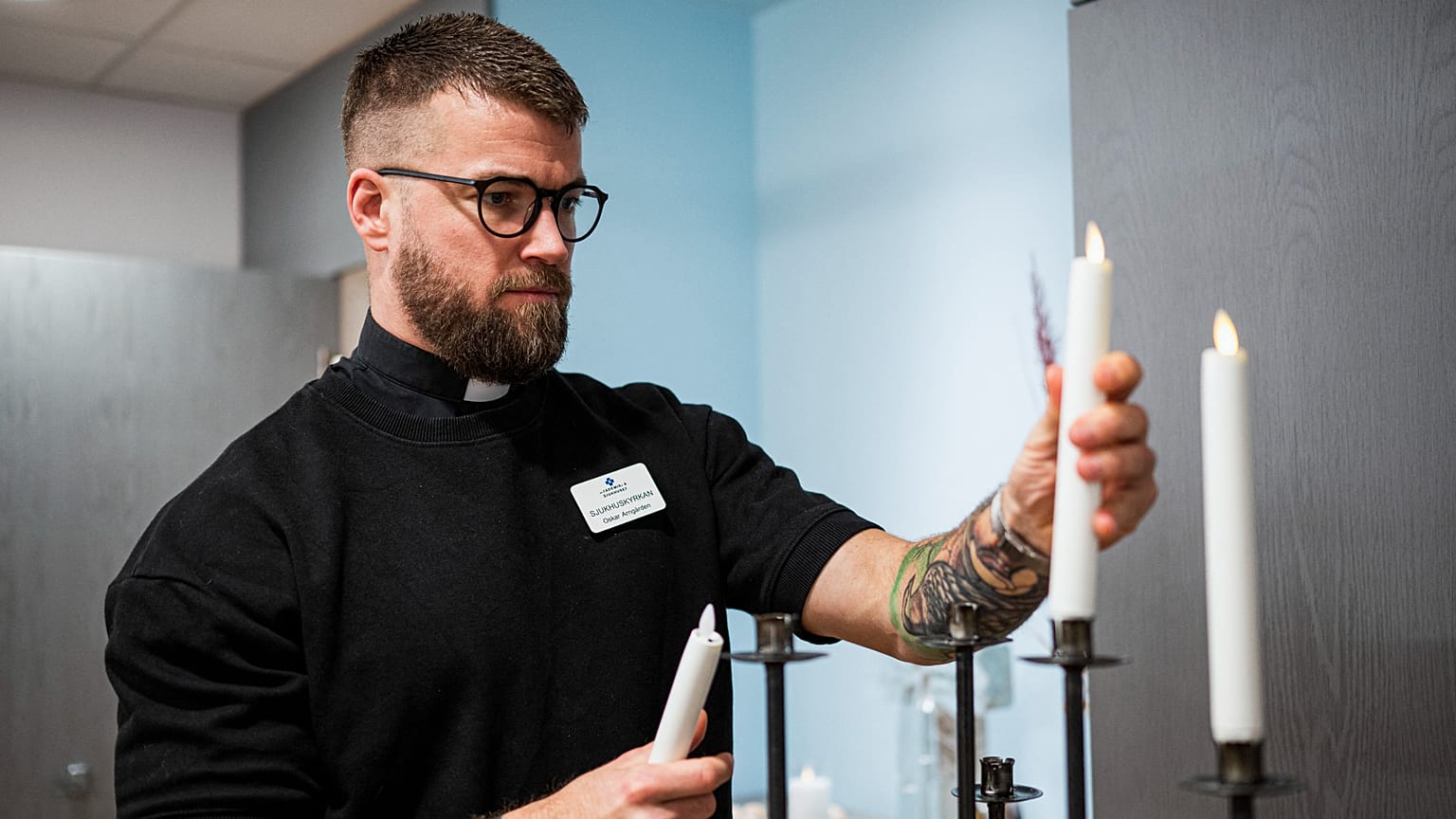 Oskar Arngarden at the chapel of Uppsala University Hospital. 