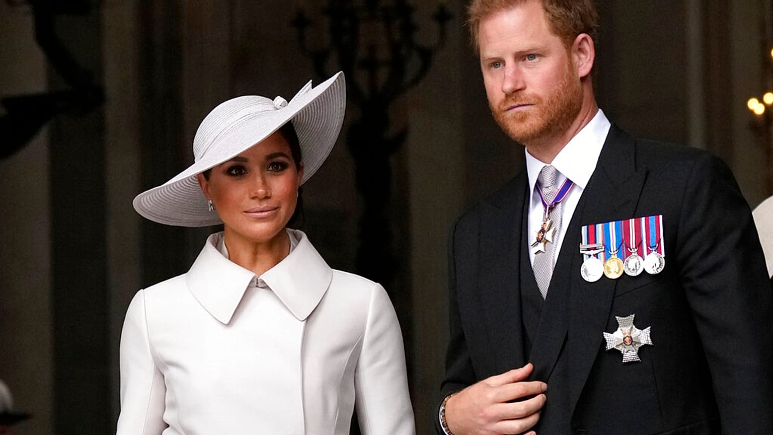  Sussex Dükü Prens Harry eşi ile birlikte (arşiv)