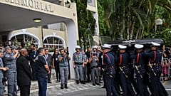 Le cercueil de Pelé à son entrée dans le cimetière de Santos, le Mémorial Nécropole Ecumênica, le 3 janvier 2023