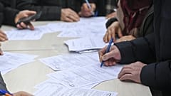 EYT düzenlemesiyle hayal kırıklığı yaşayan çırak ve stajyerler kapsamın genişletilmesini istiyor.
