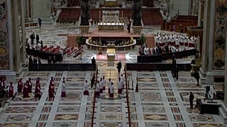L'omaggio a Papa benedetto XVI