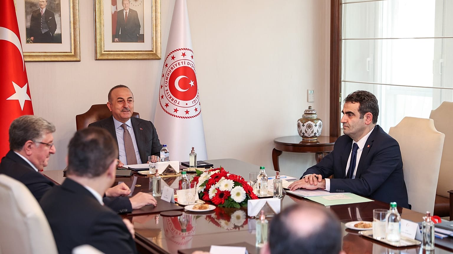  Dışişleri Bakanı Çavuçoğlu