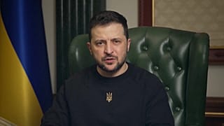 El presidente de Ucrania Volodímir Zelenski en su discurso nocturno