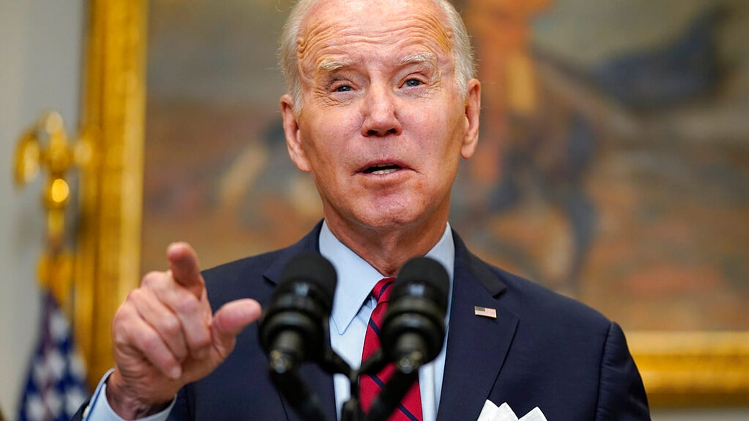 Joe Biden elnök a határbiztonságról beszél a Fehér Ház Roosevelt-termében