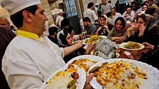 مطعم شرف الاسلام في البازار الكبير في وسط طهران. 2009/06/07