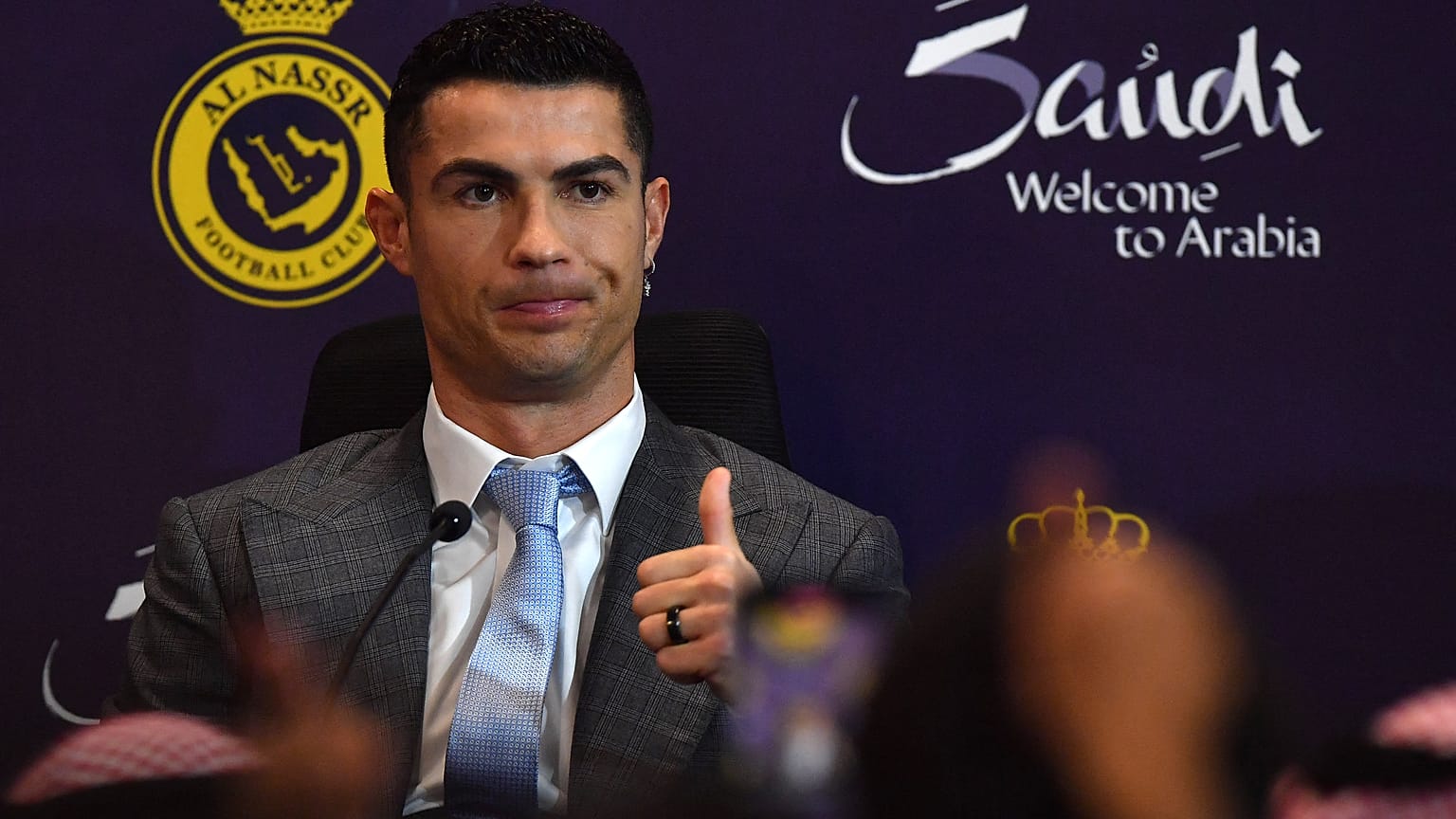 اللاعب الدولي البرتغالي كريستيانو رونالدو في السعودية.